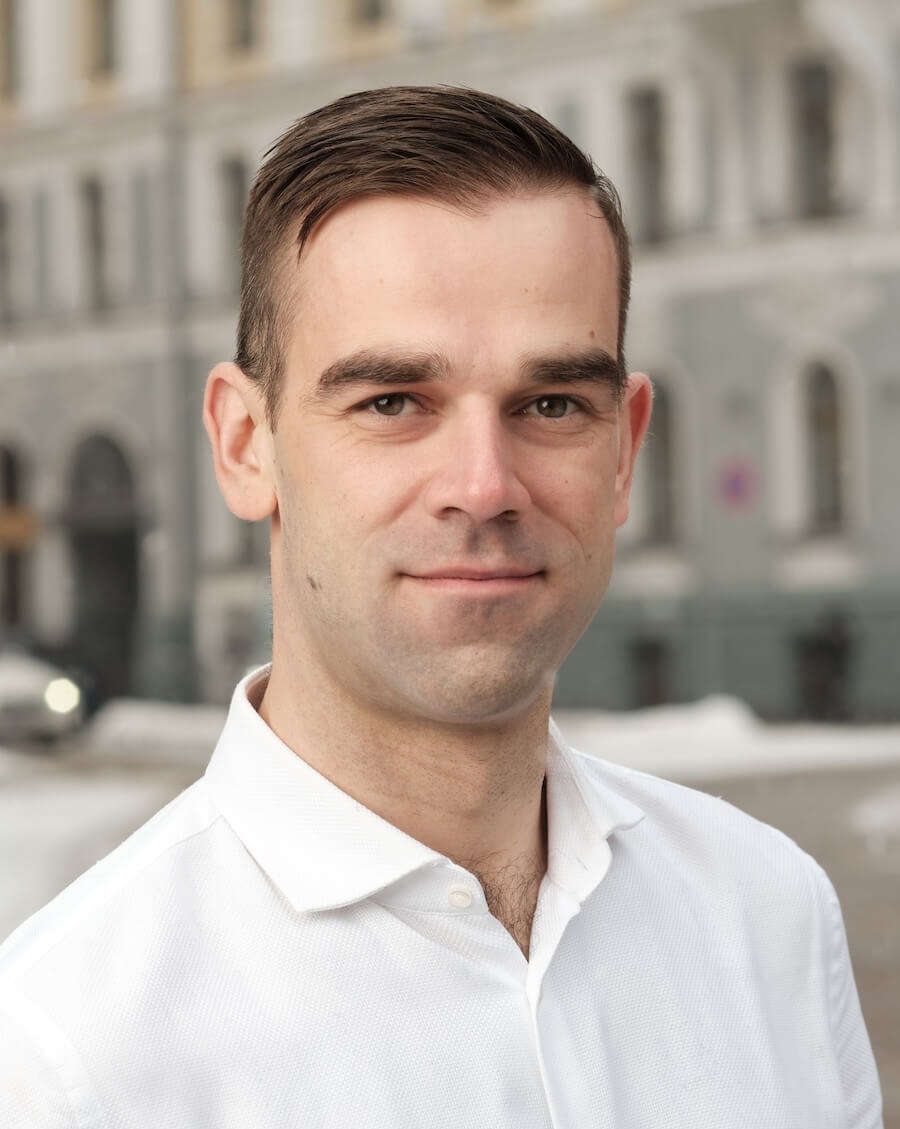 Dr. Žans Griškjans Sertificēts Mutes, sejas un žokļu ķirurgs